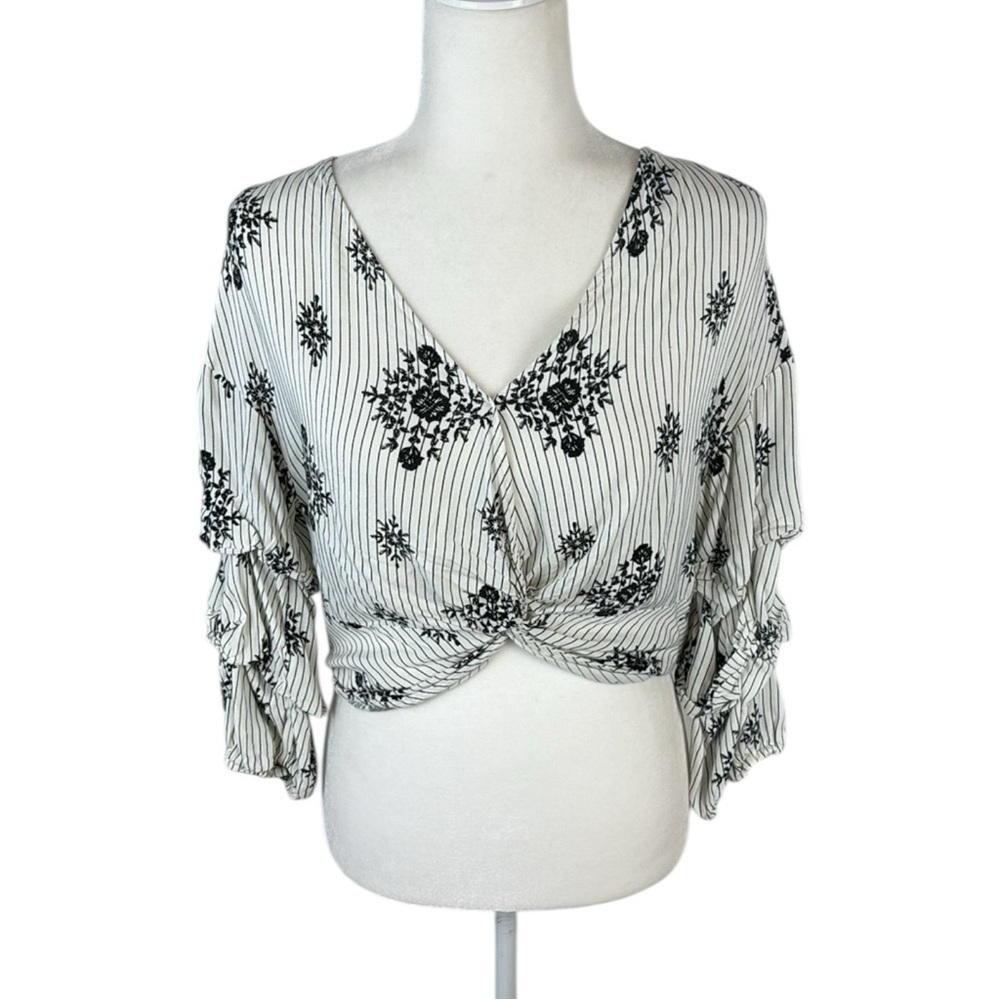 OLM White & Black Floral Top Size M